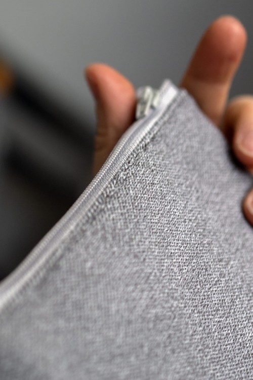 Szary portfelik damski