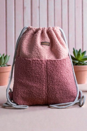 Różowy workoplecak z kieszeniami baranek