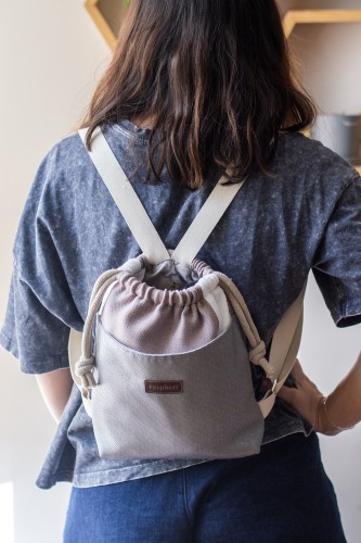 Różowo-szary mini workoplecak