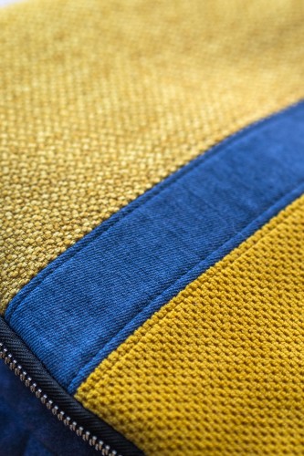 Miodowo-granatowa listonoszka z klapą