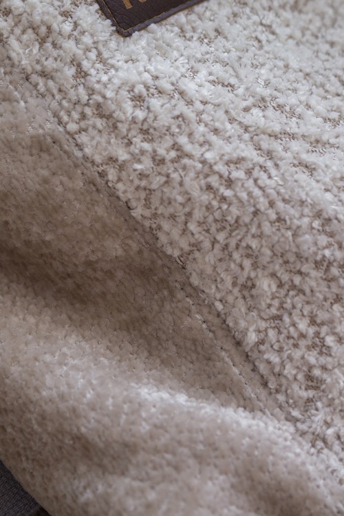 Mały workoplecak beżowo-szary baranek