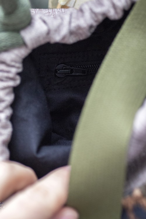 Patchworkowa listonoszka z kominem panterka