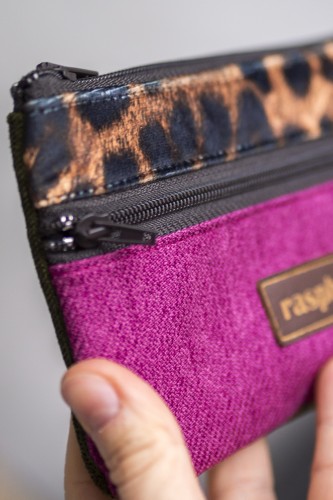 Różowo-zielony portfel panterka