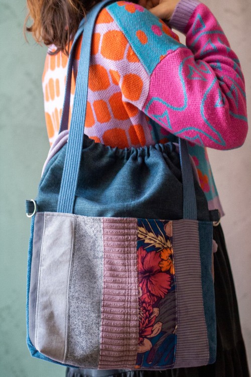 Torebka na ramię z kominem granat patchwork