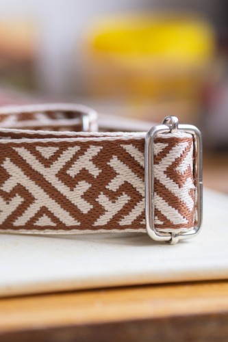 Beżowo-brązowy pasek do torebki