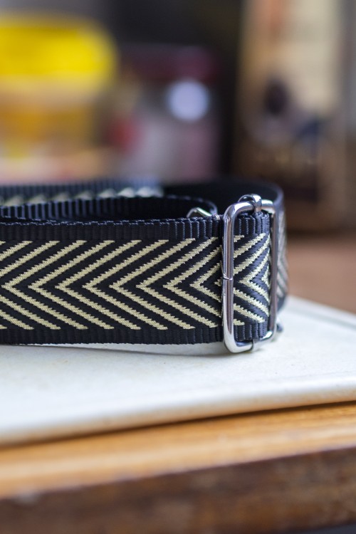 Czarno-złoty pasek do torebki