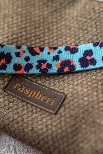 Mini kopertówka nerka kawa z mlekiem