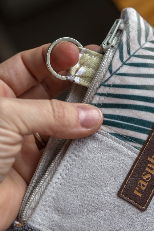 Etui na klucze w listki