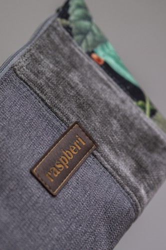 Ciemnoszara kosmetyczka MIDI