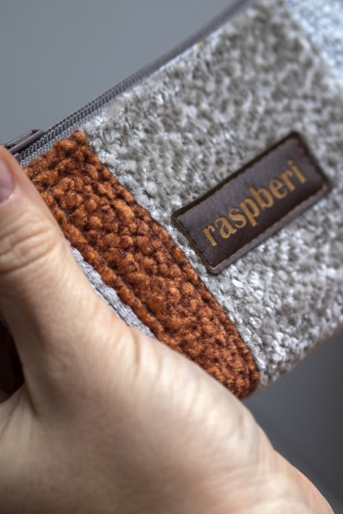 Mini szara kosmetyczka patchwork