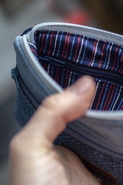 Niebieski portfelik damski