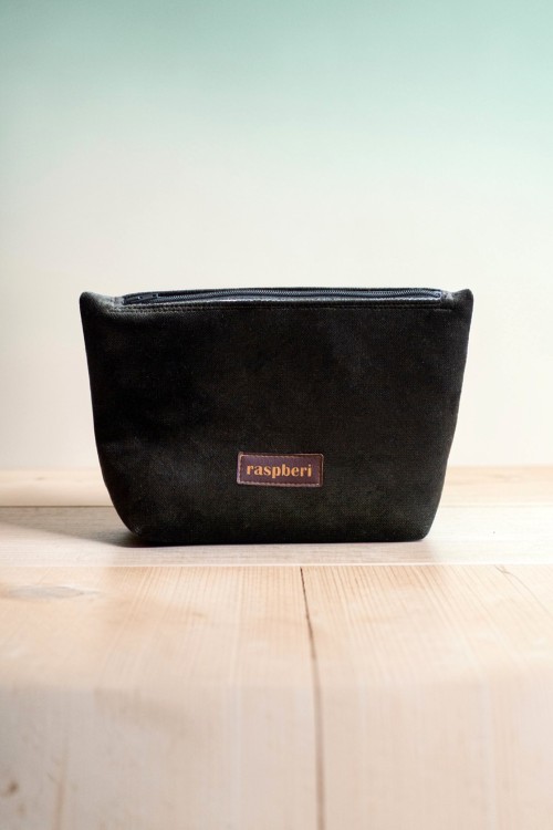 Ciemnooliwkowa kosmetyczka MAXI z weluru