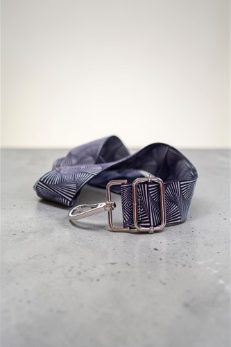 Biało-czarny pasek do torebki