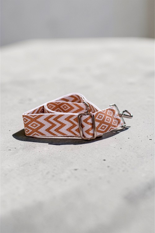 Kremowo-beżowy pasek do torebki