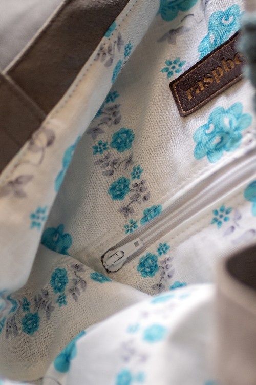 Shopperka z grubego niebieskiego sztruksu