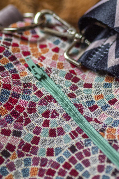 Żakardowa kolorowa kopertówka