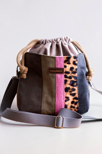 Listonoszka z kominem patchwork panterka