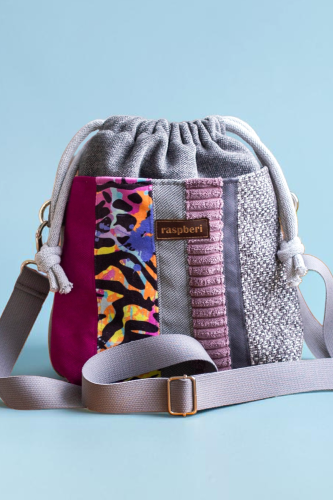 Szara listonoszka z kominem kolorowa panterka