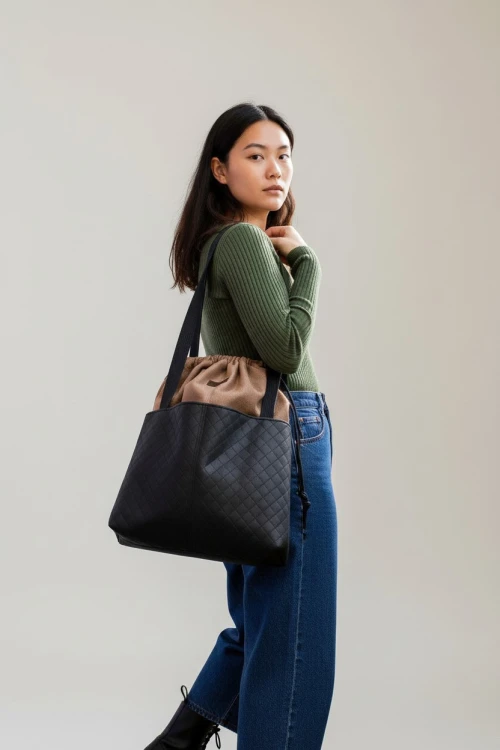 Karmelowo-czarna pikowana duża torba z kominem