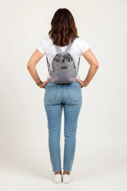 Szary mini workoplecak