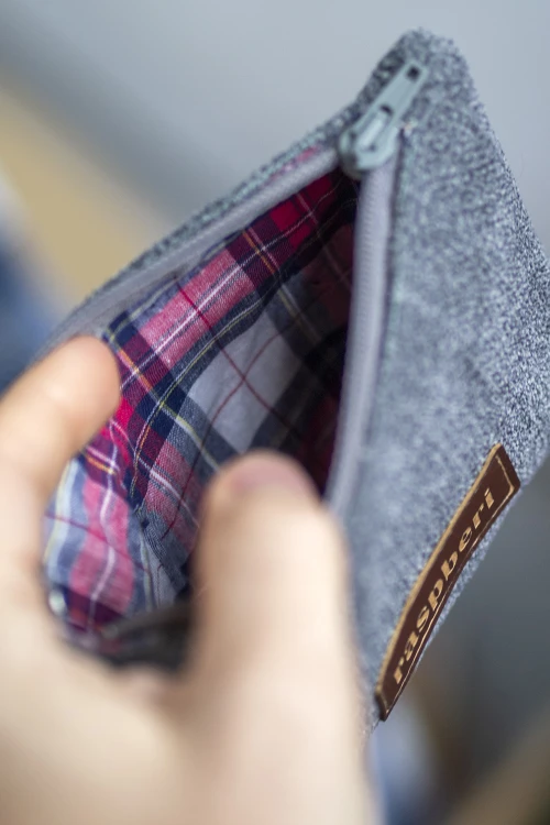 Szara kosmetyczka MINI