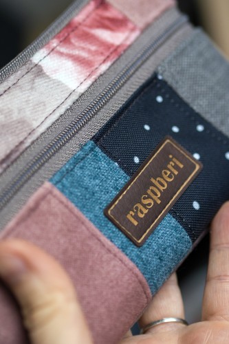 Patchworkowy kolorowy portfelik