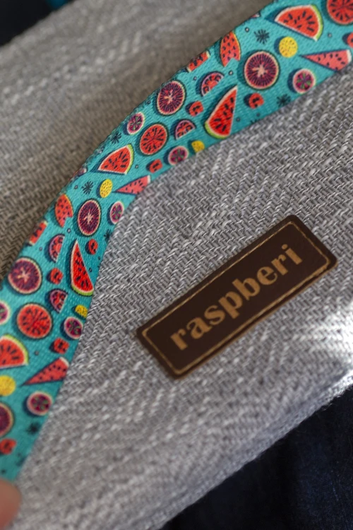 Jasnoszara kopertówka mini