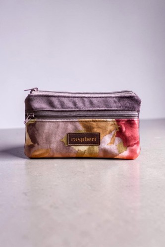 Śliwkowy portfelik w kwiaty