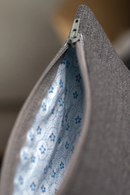 Kosmetyczka MAXI w kolorze szarym