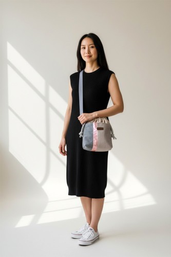 Jasna listonoszka z kominem baranek