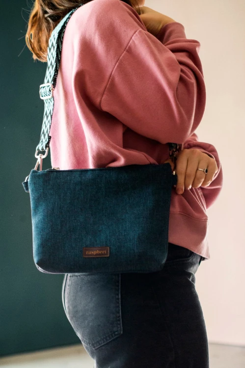 Granatowa kopertówka