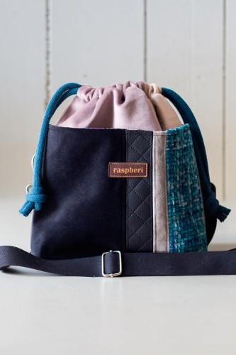 Patchworkowa listonoszka z kominem