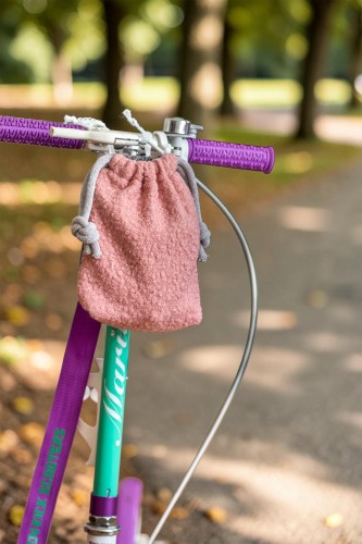 Worek na kierownicę roweru lub hulajnogi różowy baranek