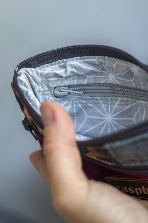Portfel handmade z weluru i nubuku – unikatowy portfel z kieszonką na suwak