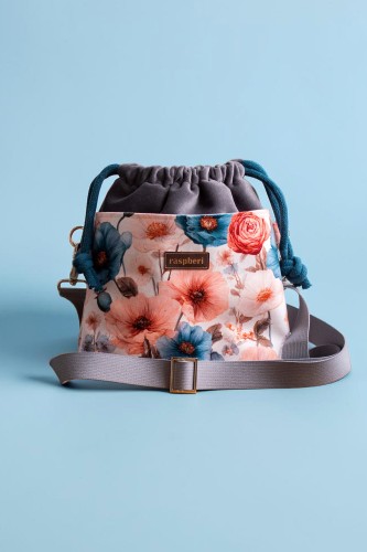 Torebka worek handmade Raspberi – kwiatowa torebka no waste | Unikat z regulowanym paskiem