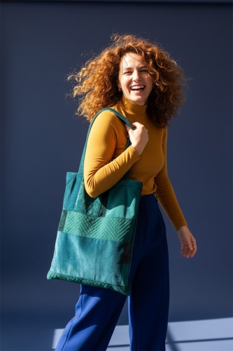 Welurowa shopperka patchwork butelkowa zieleń – unikatowa torba handmade