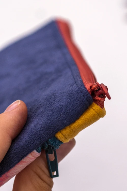 Portfel damski handmade RASPBERI – unikatowy portfel no waste figi