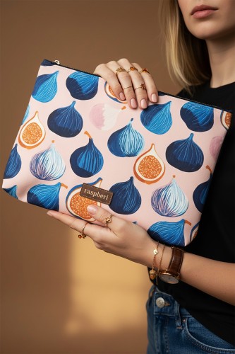 Kolorowa kosmetyczka podróżna handmade z weluru w figi – unikat