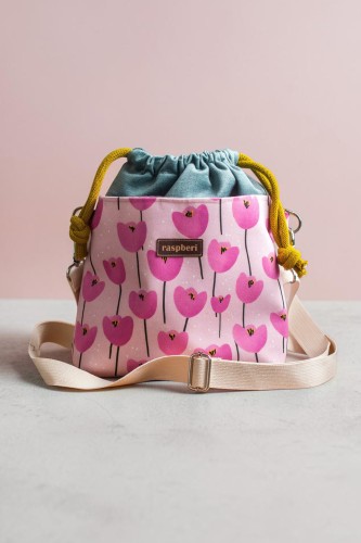 Zielona listonoszka z kominem z weluru w różowe tulipany – handmade, unikat