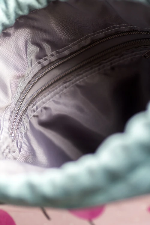 Zielona listonoszka z kominem z weluru w różowe tulipany – handmade, unikat