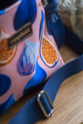 Granatowa listonoszka z kominem z weluru w figi – handmade, unikat