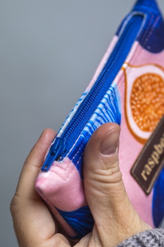Etui na klucze z weluru w figi – praktyczne etui handmade