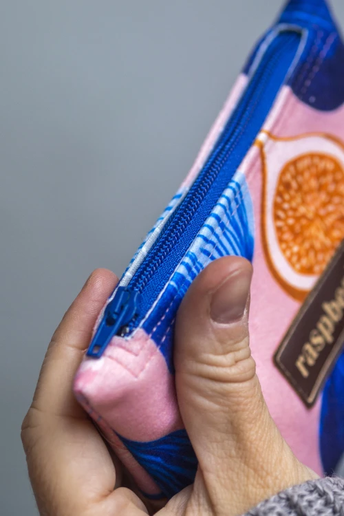 Etui na klucze z weluru w figi – praktyczne etui handmade