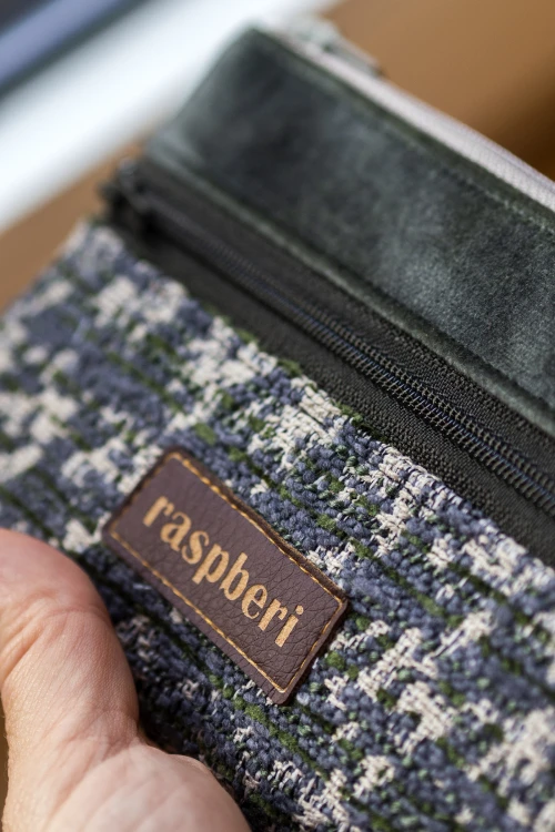 Ciemnozielony wodoodporny portfel handmade – na karty i pieniądze