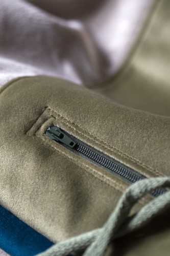 Workoplecak patchwork z kieszeniami – beżowy welur, oliwkowe i turkusowe dodatki