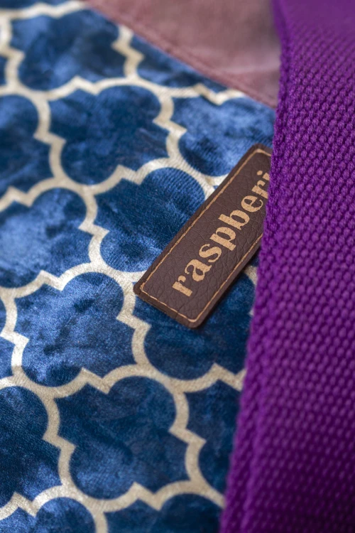 Kopertówka damska patchwork NO WASTE – arabeska, granatowy tył i fioletowy pasek