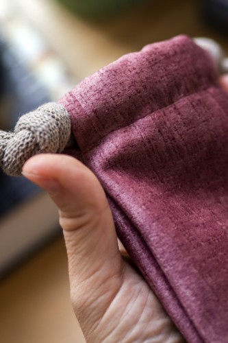 Etui na okulary woreczek z brudnoróżowego weluru – handmade Raspberi