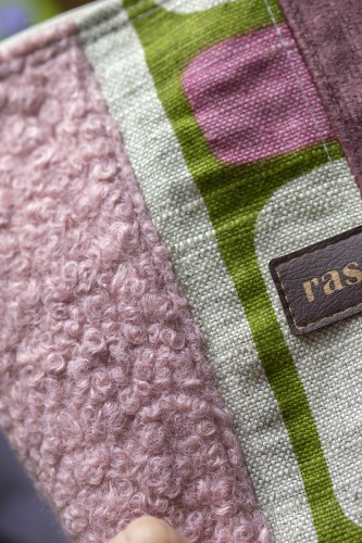 Maxi kosmetyczka patchwork no waste beżowo-zielono-różowa – handmade Raspberi