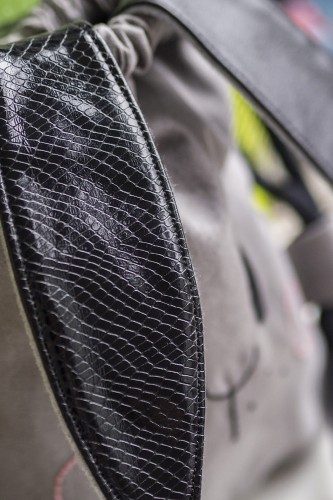 Szary mini plecak królik z czarnymi uszkami