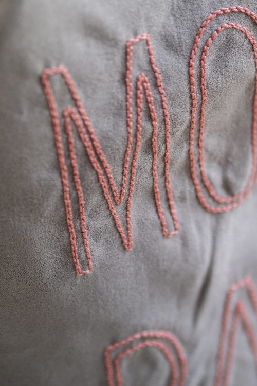 MOM BAG szary workoplecak z haftem